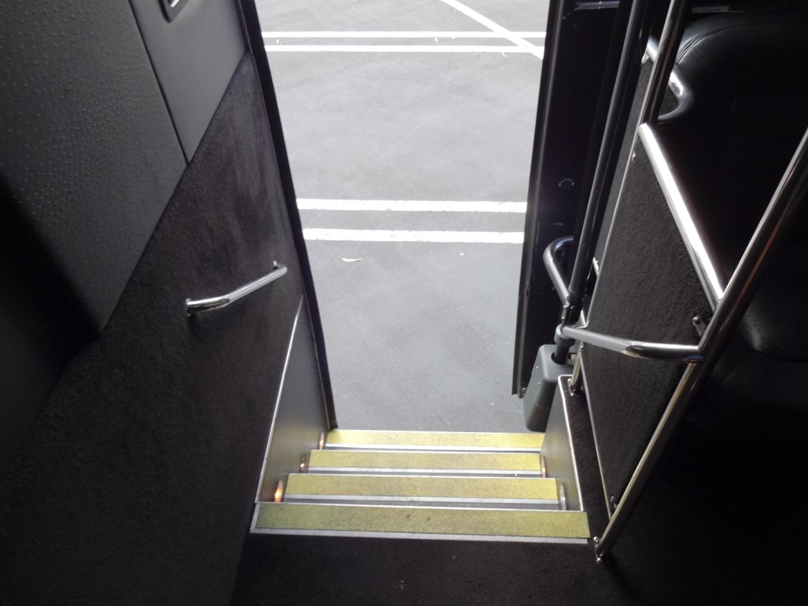 Limo Bus for Sale in Irvine, CA - Photo 13