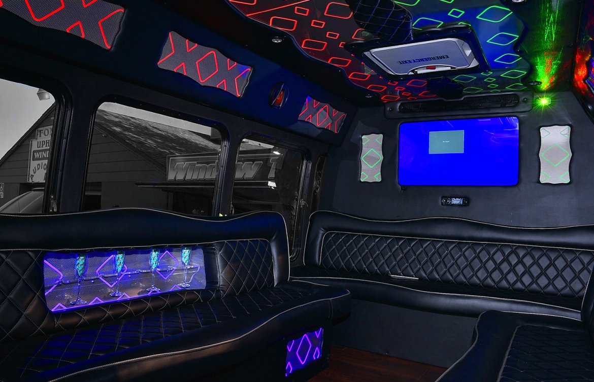 Limo Bus for Sale in Fontana, CA - Photo 13