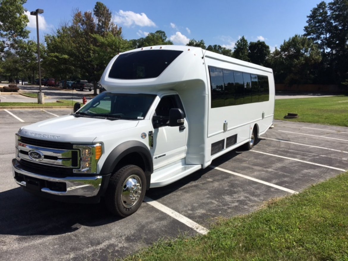 Shuttle Bus for Sale in Capitol Heights, MD - Main Photo