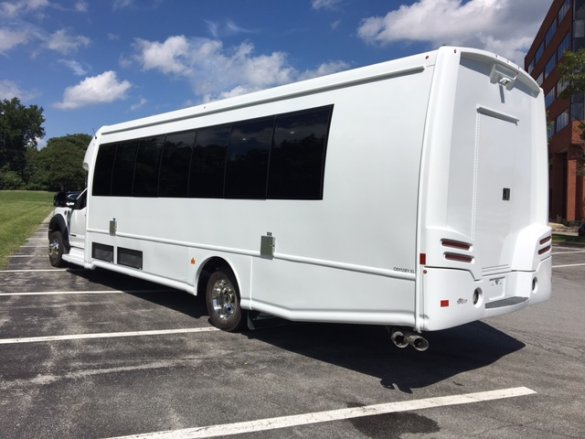 2017 Ford F-550 Shuttle Bus for Sale in Capitol Heights, MD - Photo 3