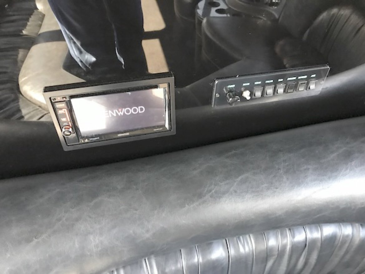 Limo Bus for Sale in Oaklyn, NJ - Photo 6