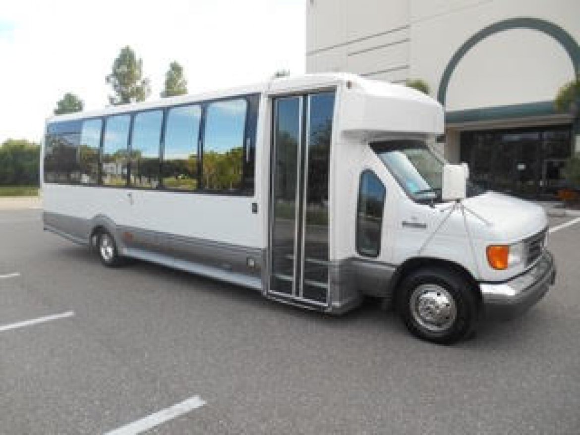 Limo Bus for Sale in St. Petersburg, FL - Photo 31