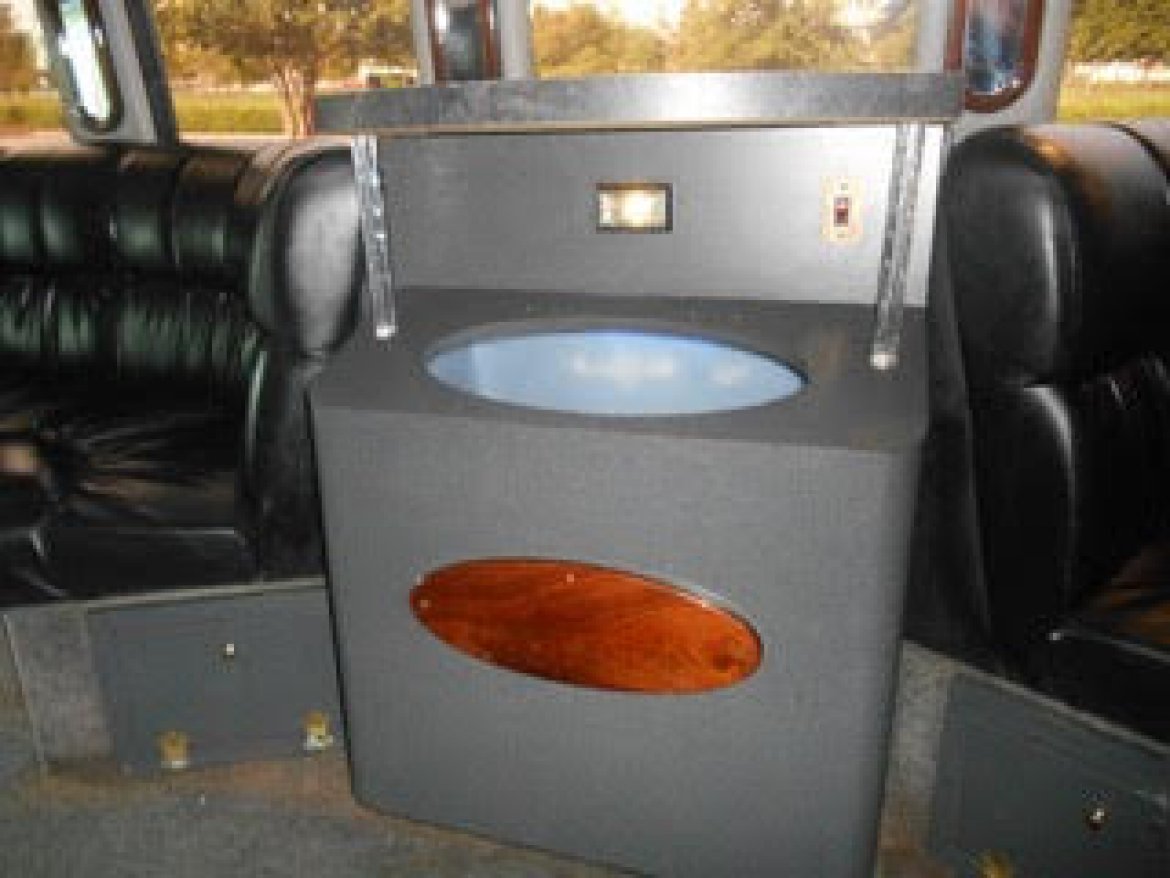 Limo Bus for Sale in St. Petersburg, FL - Photo 12
