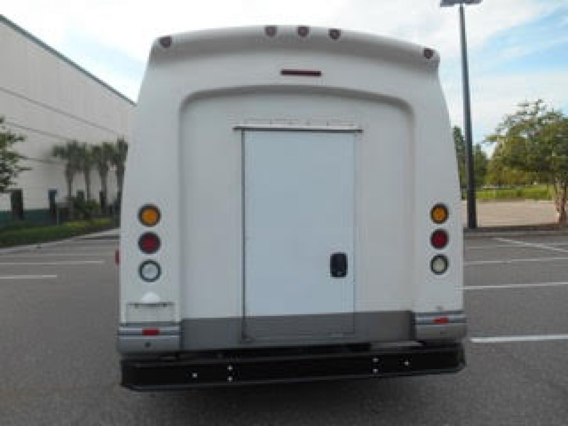 Limo Bus for Sale in St. Petersburg, FL - Photo 25