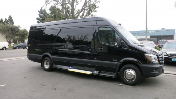 2016 Mercedes-Benz 3500 Sprinter for Sale in Carson, CA - Photo 3