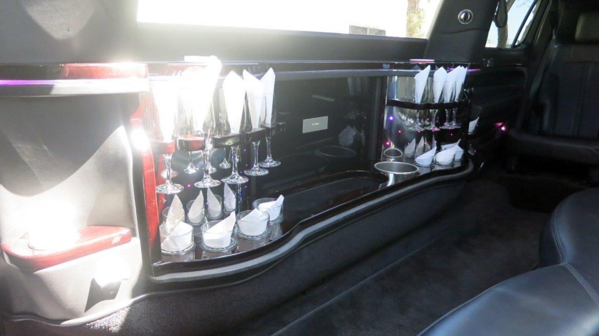 Limousine for Sale in Carson, CA - Photo 12