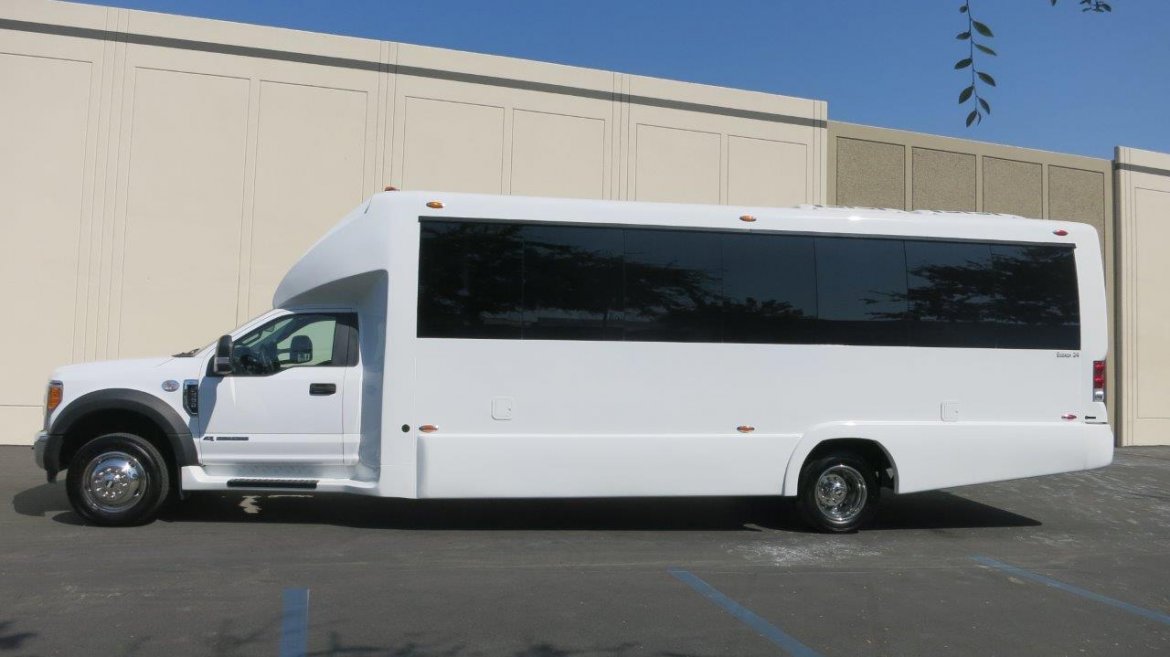 Limo Bus for Sale in Carson, CA - Photo 11