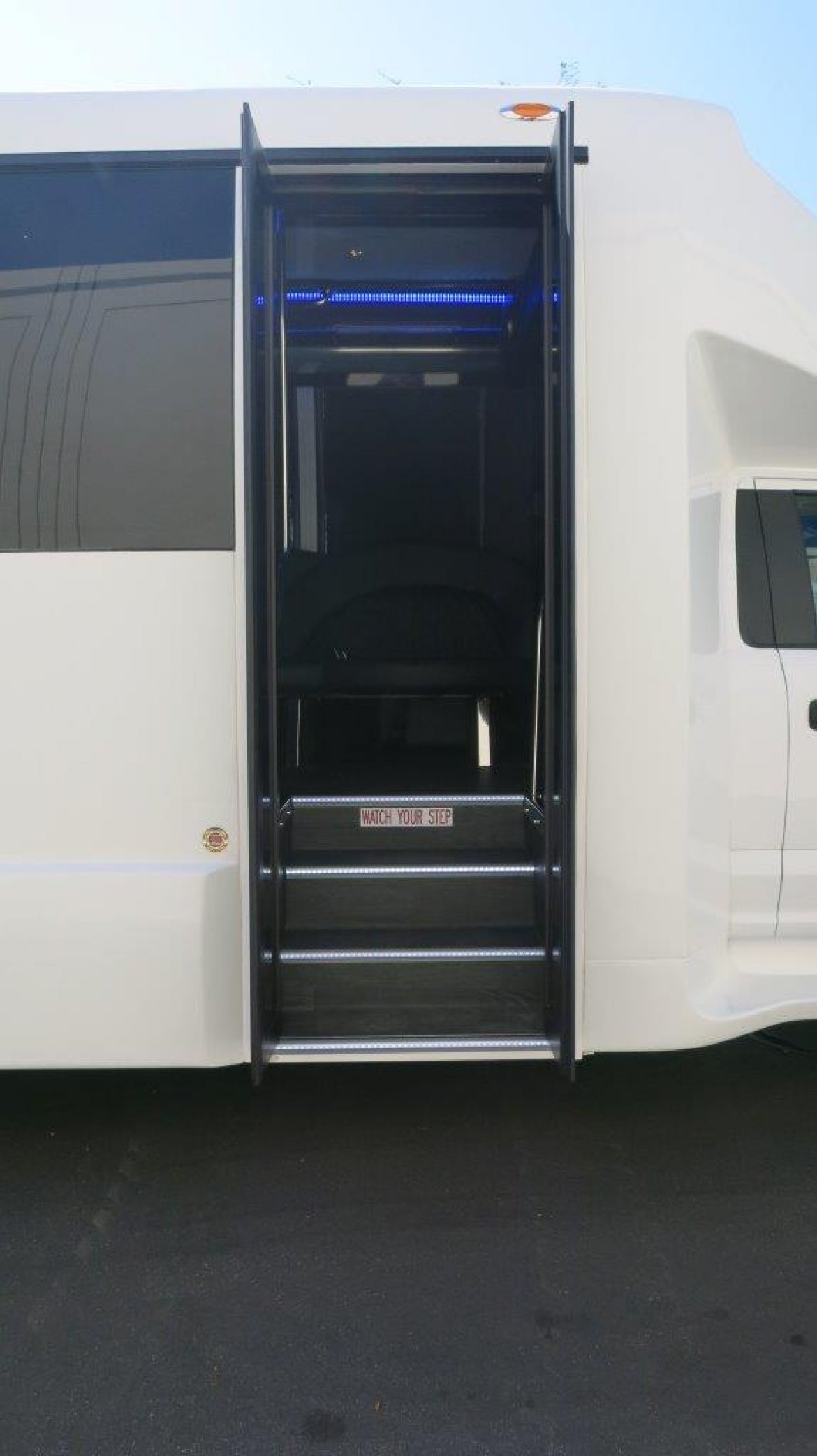 Limo Bus for Sale in Carson, CA - Photo 19