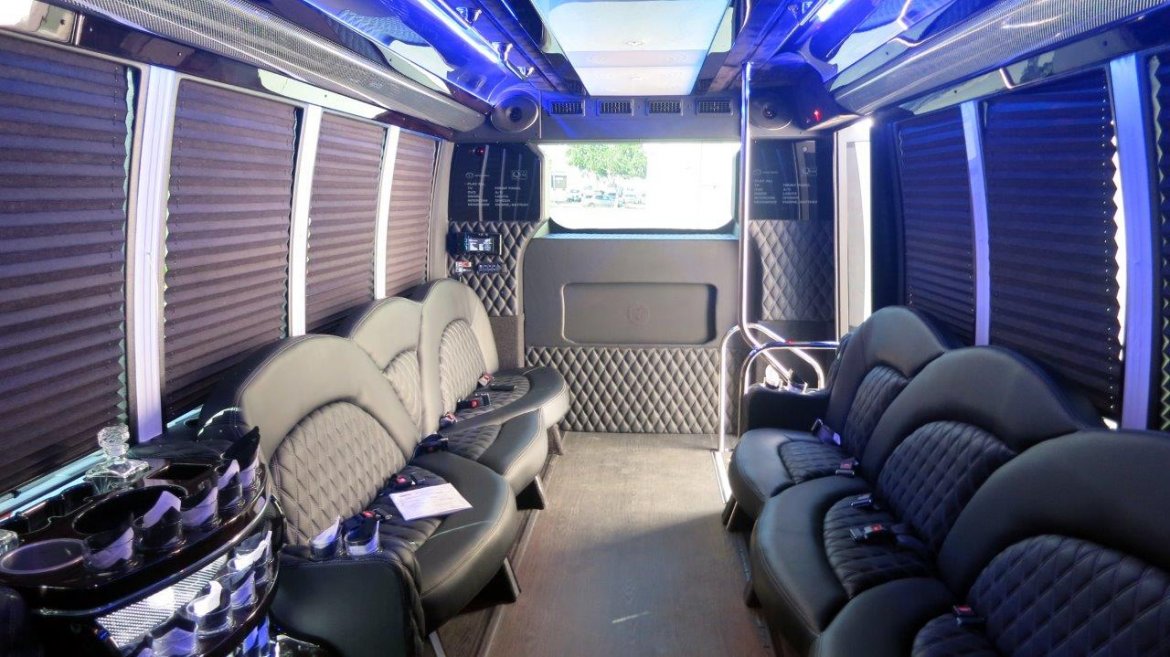 Limo Bus for Sale in Carson, CA - Photo 20