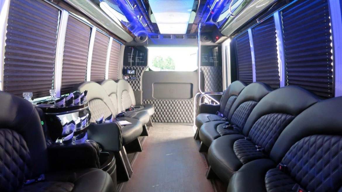 Limo Bus for Sale in Carson, CA - Photo 23