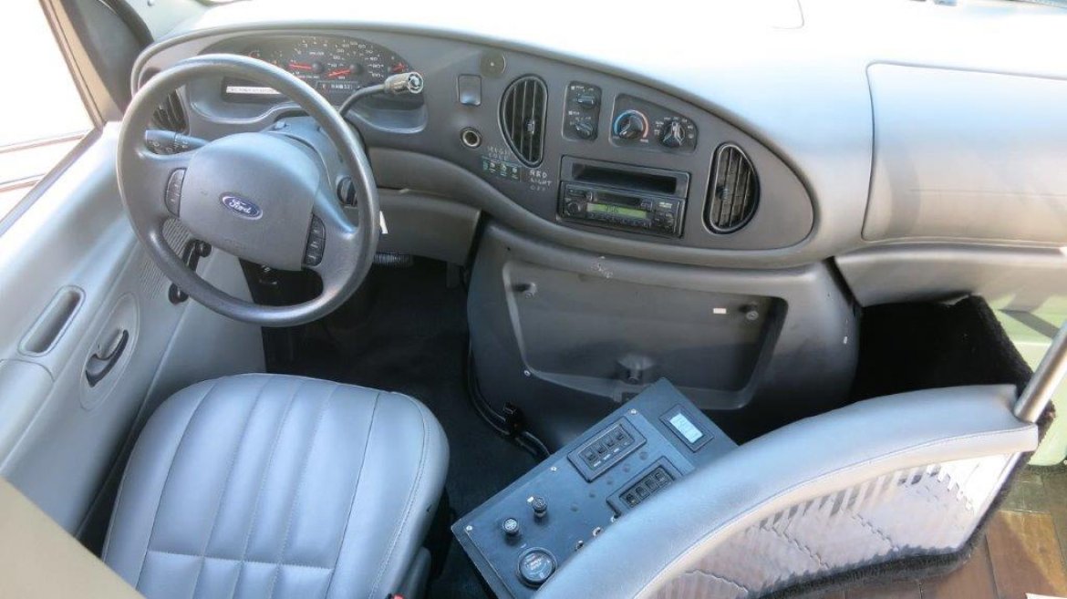 Limo Bus for Sale in Carson, CA - Photo 17