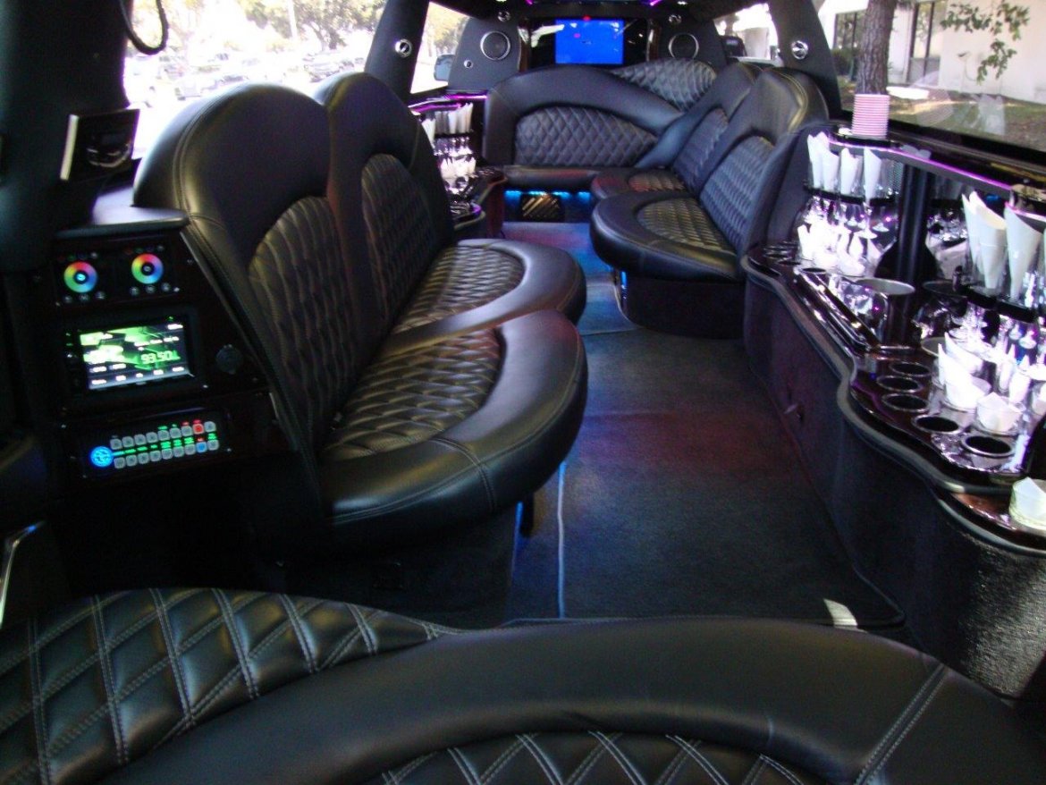 SUV Stretch for Sale in Carson, CA - Photo 20