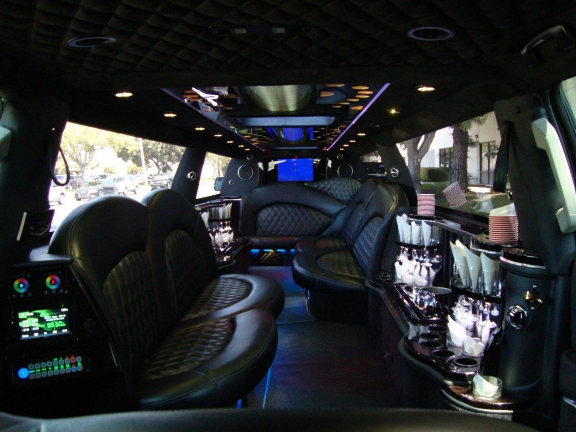 SUV Stretch for Sale in Carson, CA - Photo 21