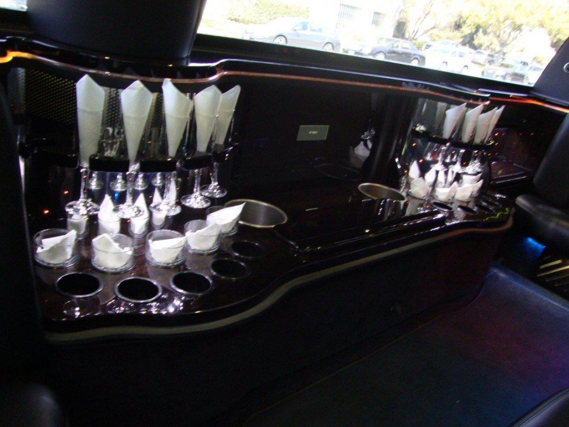 SUV Stretch for Sale in Carson, CA - Photo 22