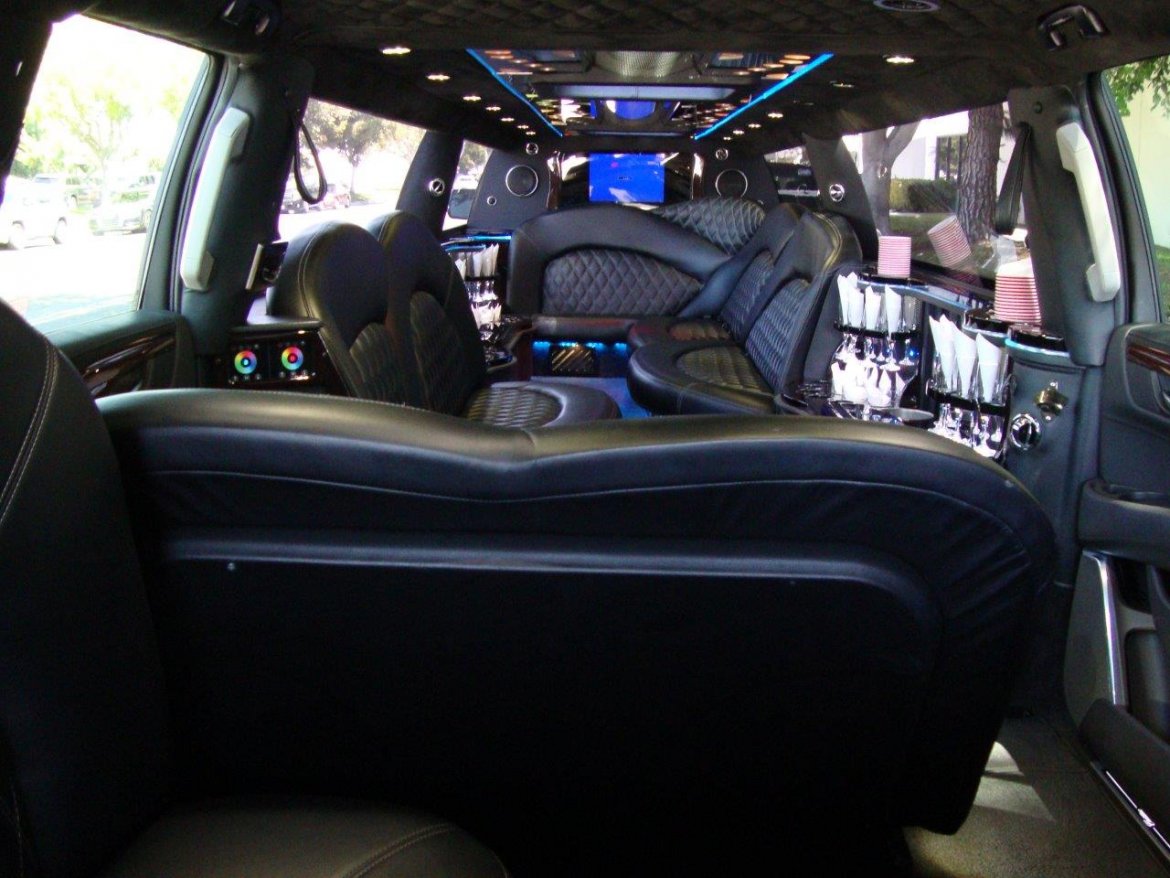SUV Stretch for Sale in Carson, CA - Photo 24