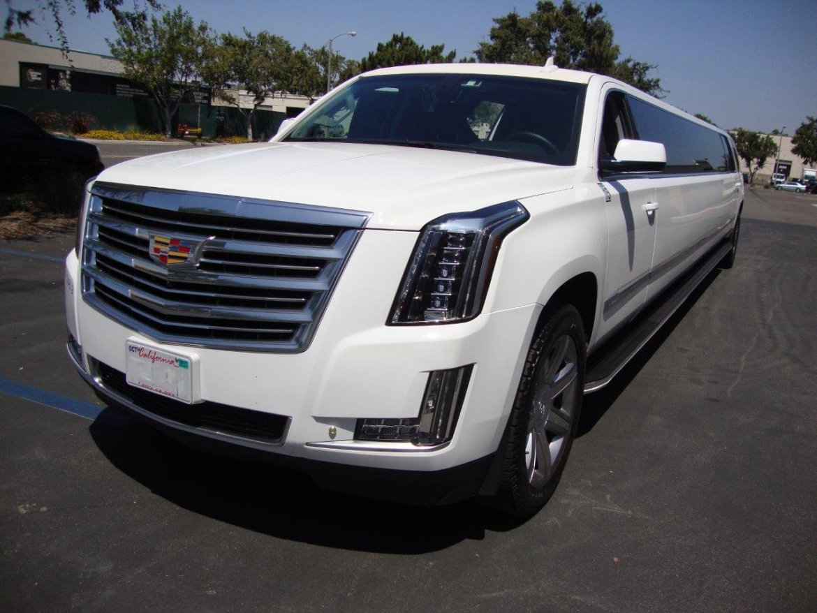 SUV Stretch for Sale in Carson, CA - Photo 13