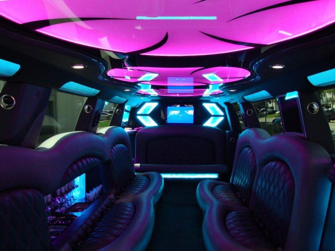 SUV Stretch for Sale in Carson, CA - Photo 14