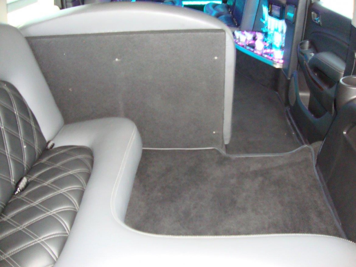 SUV Stretch for Sale in Carson, CA - Photo 21