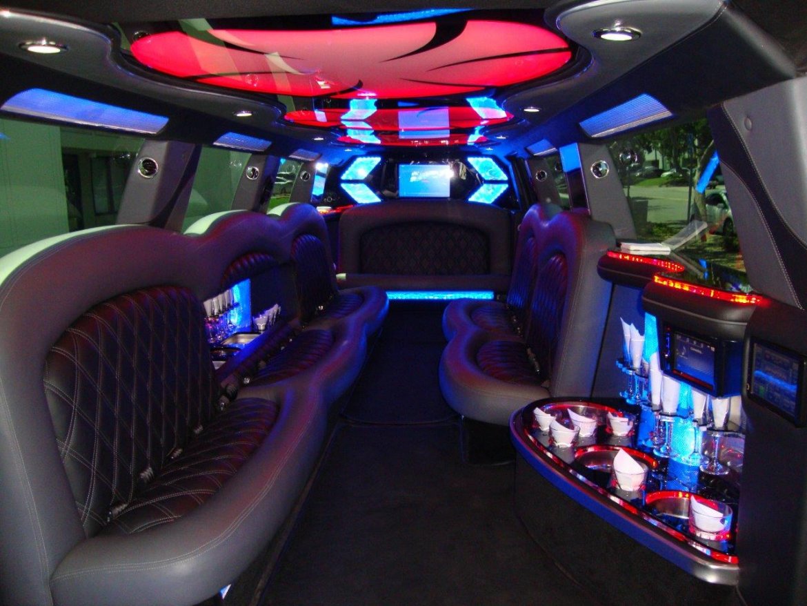 SUV Stretch for Sale in Carson, CA - Photo 22