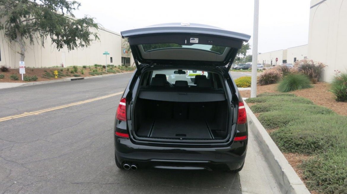 SUV for Sale in Carson, CA - Photo 11