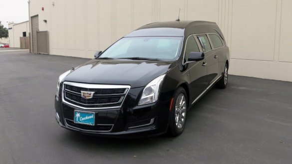 2017 Cadillac XTS Echelon Funeral for Sale in Carson, CA - Photo 2