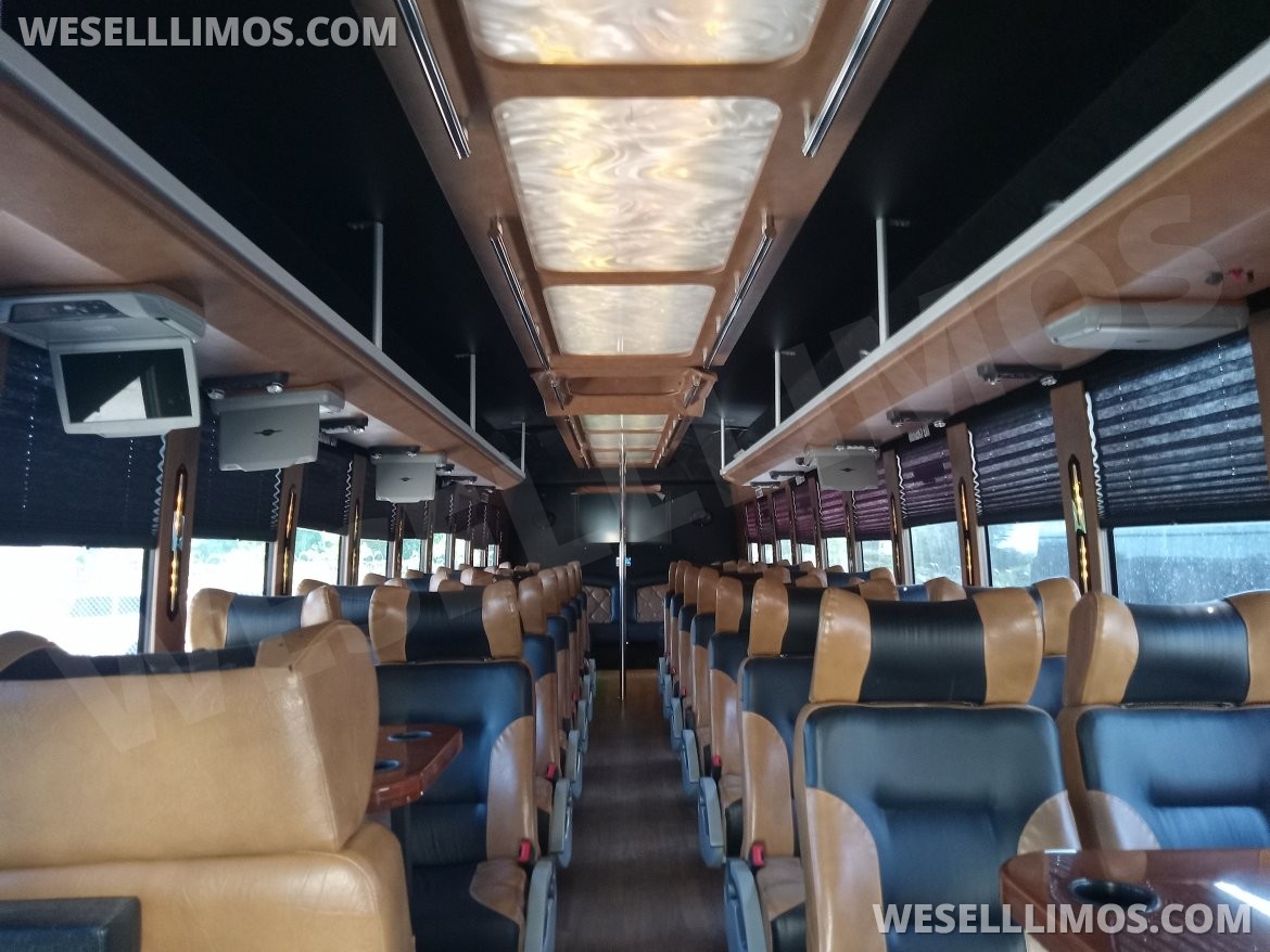 Limo Bus for Sale in Springfield, MO - Photo 14