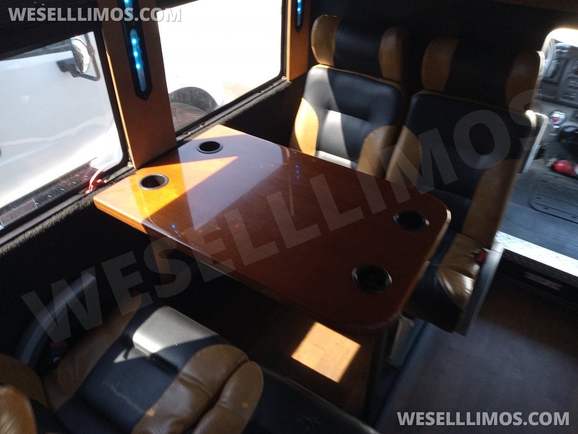 Limo Bus for Sale in Springfield, MO - Photo 20