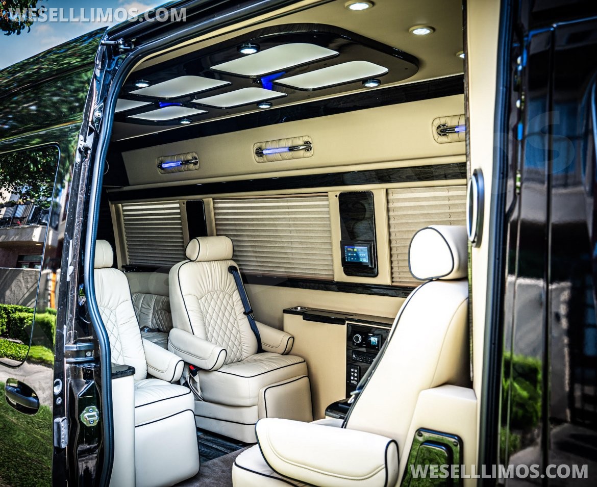 Sprinter for Sale in Houston, TX - Photo 4