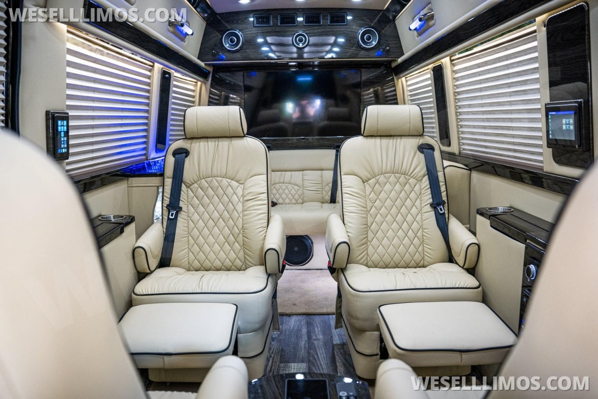 Sprinter for Sale in Houston, TX - Photo 2