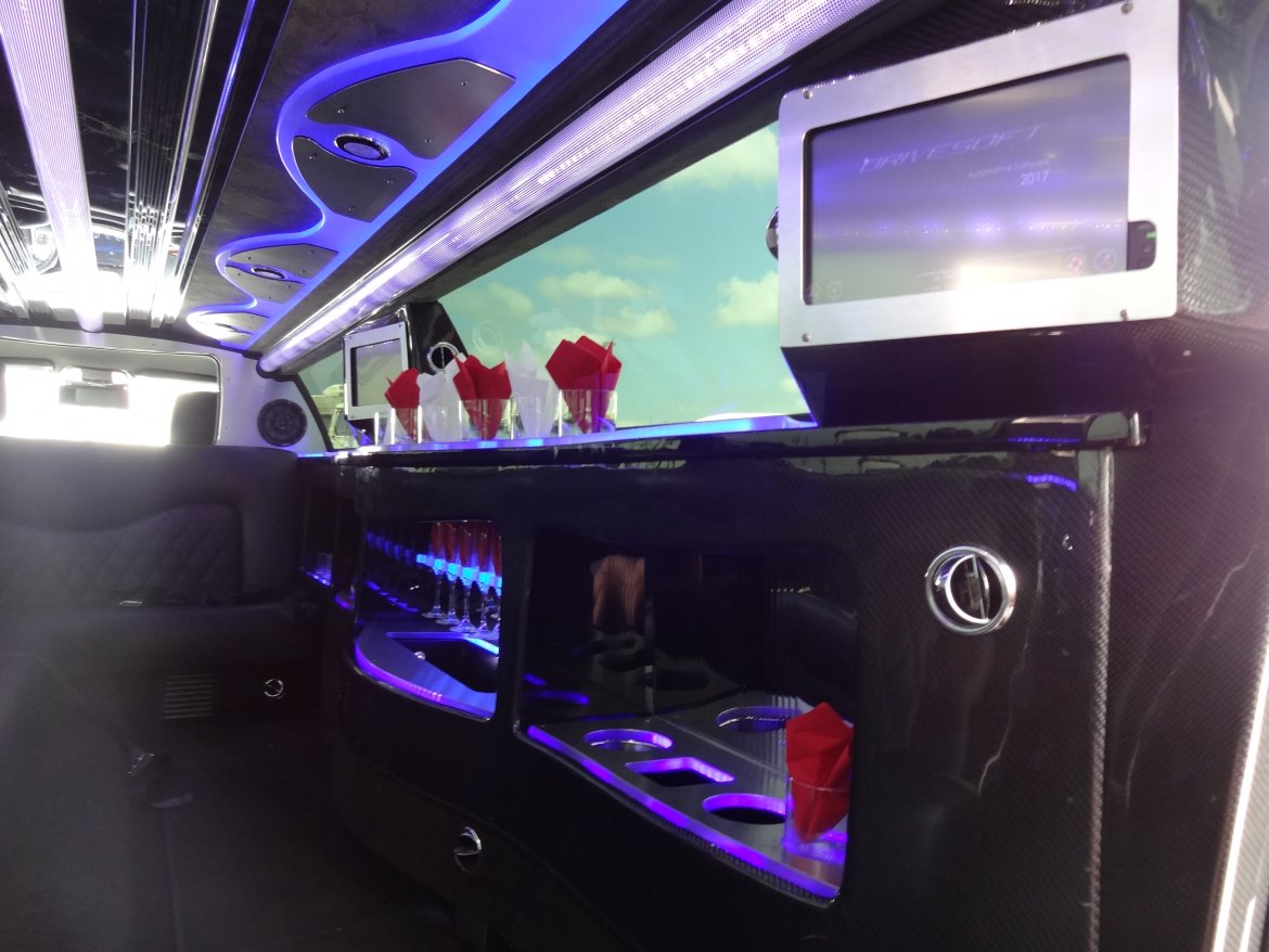 Limousine for Sale in Irvine, CA - Photo 11