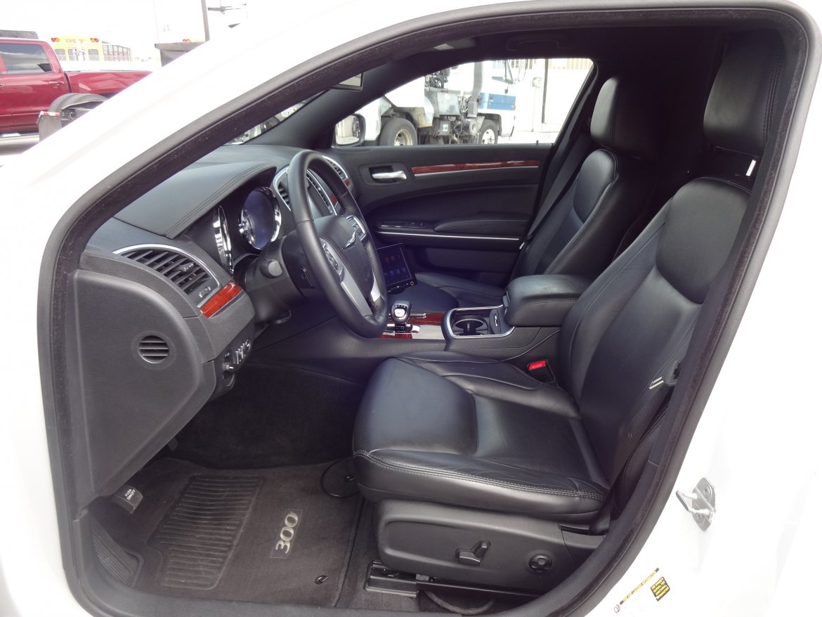 Limousine for Sale in Irvine, CA - Photo 19