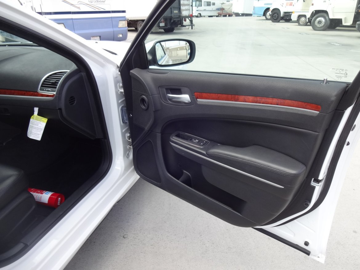 Limousine for Sale in Irvine, CA - Photo 22