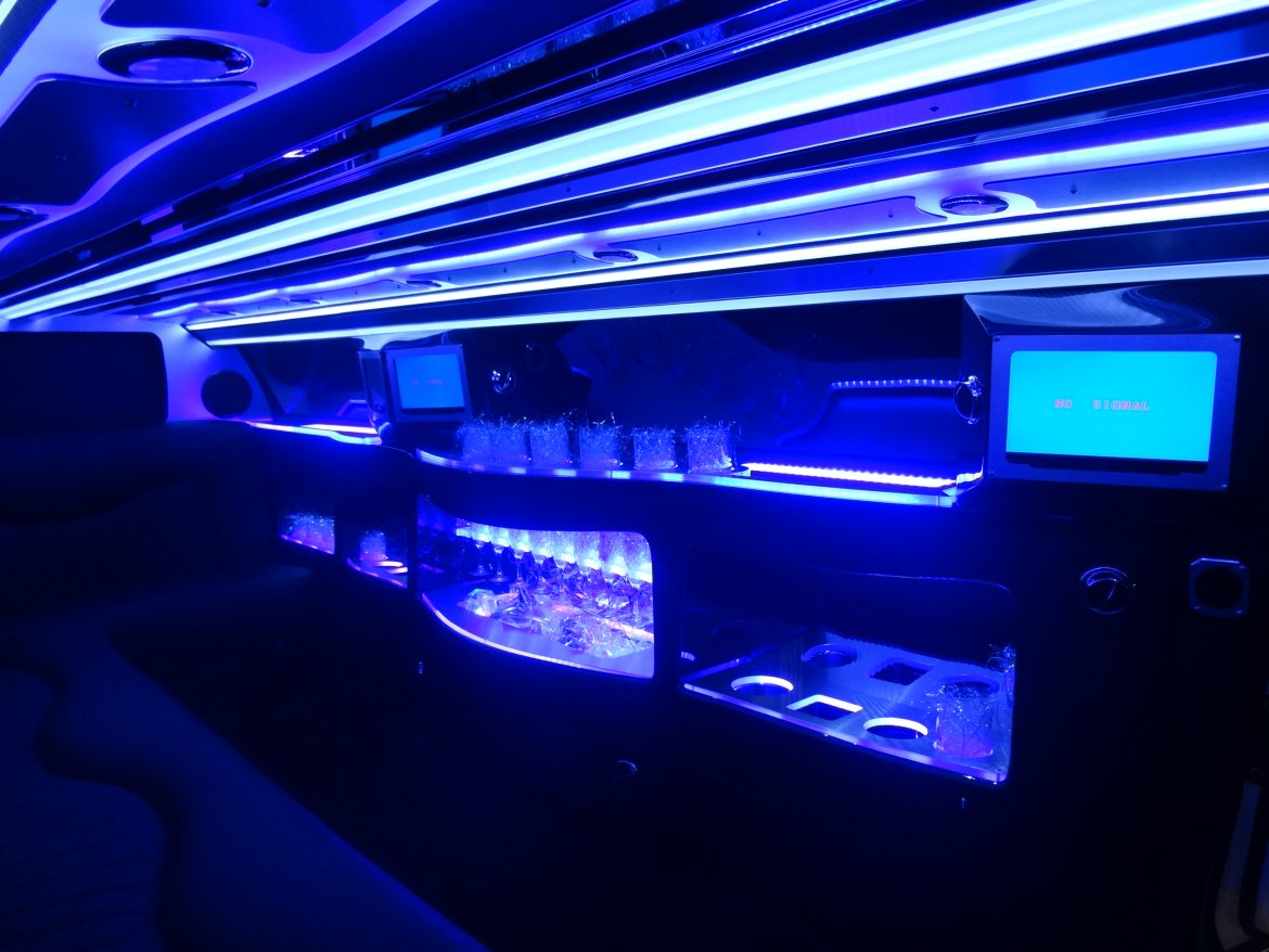 Limousine for Sale in Irvine, CA - Photo 28