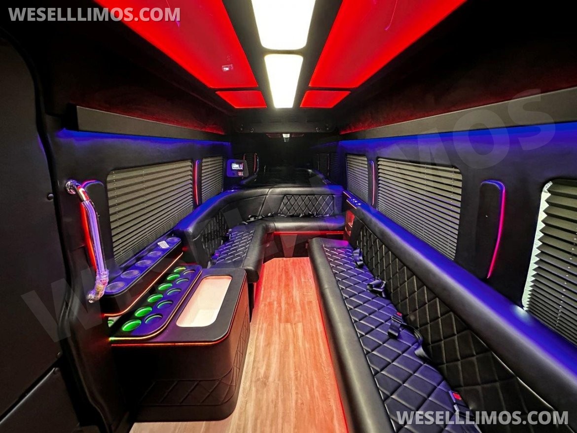 Sprinter for Sale in Carson, CA - Photo 2