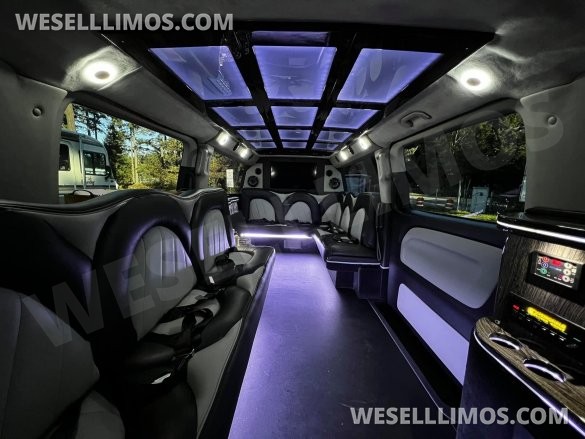 2019 Mercedes-Benz Metris Sprinter for Sale in Seattle, WA - Photo 3