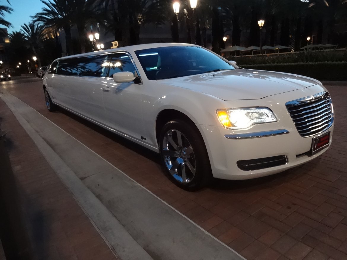 Limousine for Sale in Irvine, CA - Photo 8