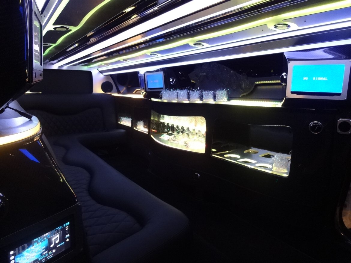 Limousine for Sale in Irvine, CA - Photo 10
