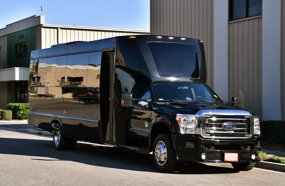 Limo Bus for Sale in Fontana, CA - Main Photo