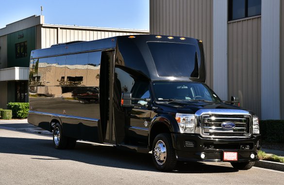 2015 Ford F-550 Limo Bus for Sale in Fontana, CA - Main Photo