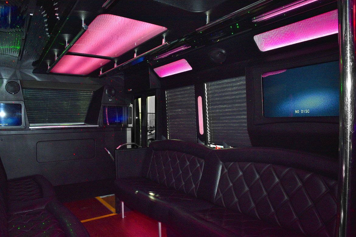 Limo Bus for Sale in Fontana, CA - Photo 12