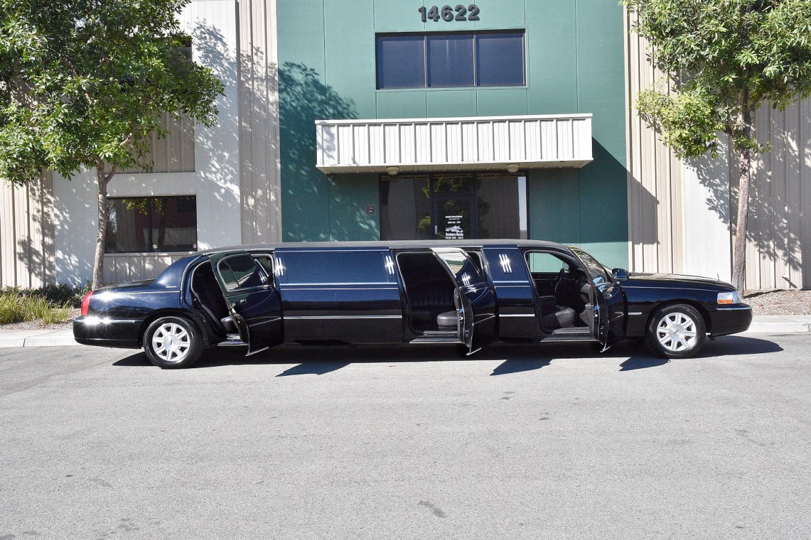 Limousine for Sale in Fontana, CA - Main Photo