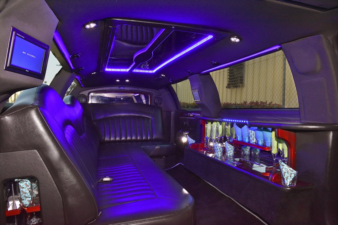 Limousine for Sale in Fontana, CA - Photo 10