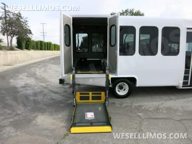 2023 Diamond Coach Ford E-450 ADA Bus - Shuttle Bus for Sale in Carson, CA - Photo 9