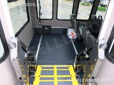 2023 Diamond Coach Ford E-450 ADA Bus - Shuttle Bus for Sale in Carson, CA - Photo 12