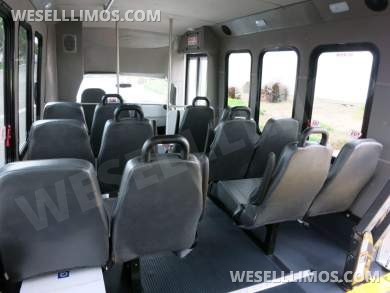 2023 Diamond Coach Ford E-450 ADA Bus - Shuttle Bus for Sale in Carson, CA - Photo 16
