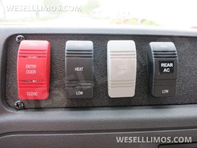 2023 Diamond Coach Ford E-450 ADA Bus - Shuttle Bus for Sale in Carson, CA - Photo 18