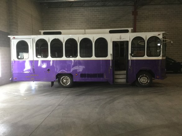 1995 Freightliner Trolley Antique for Sale in Harrisburg, PA - Main Photo