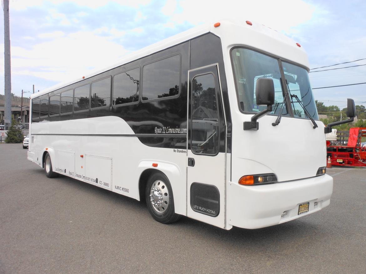 Limo Bus for Sale in Hillside, NJ - Photo 2