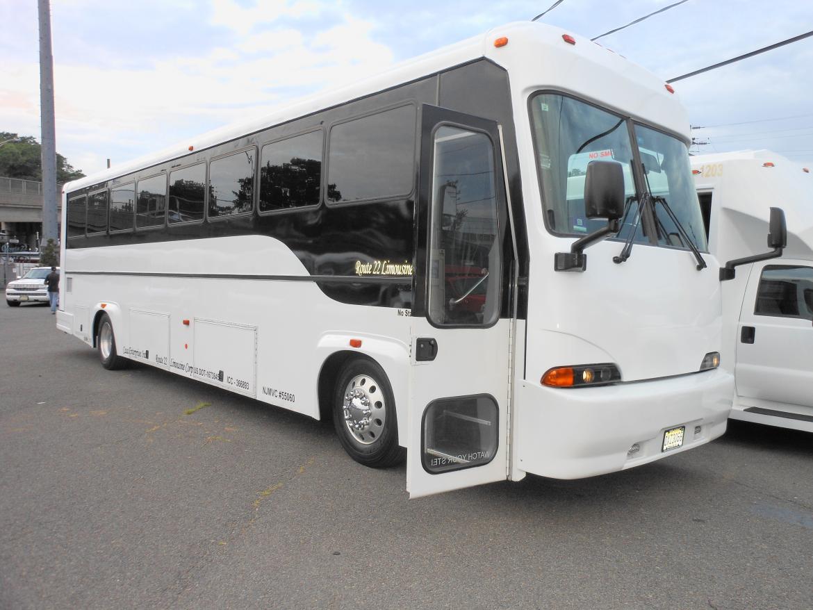 Limo Bus for Sale in Hillside, NJ - Main Photo