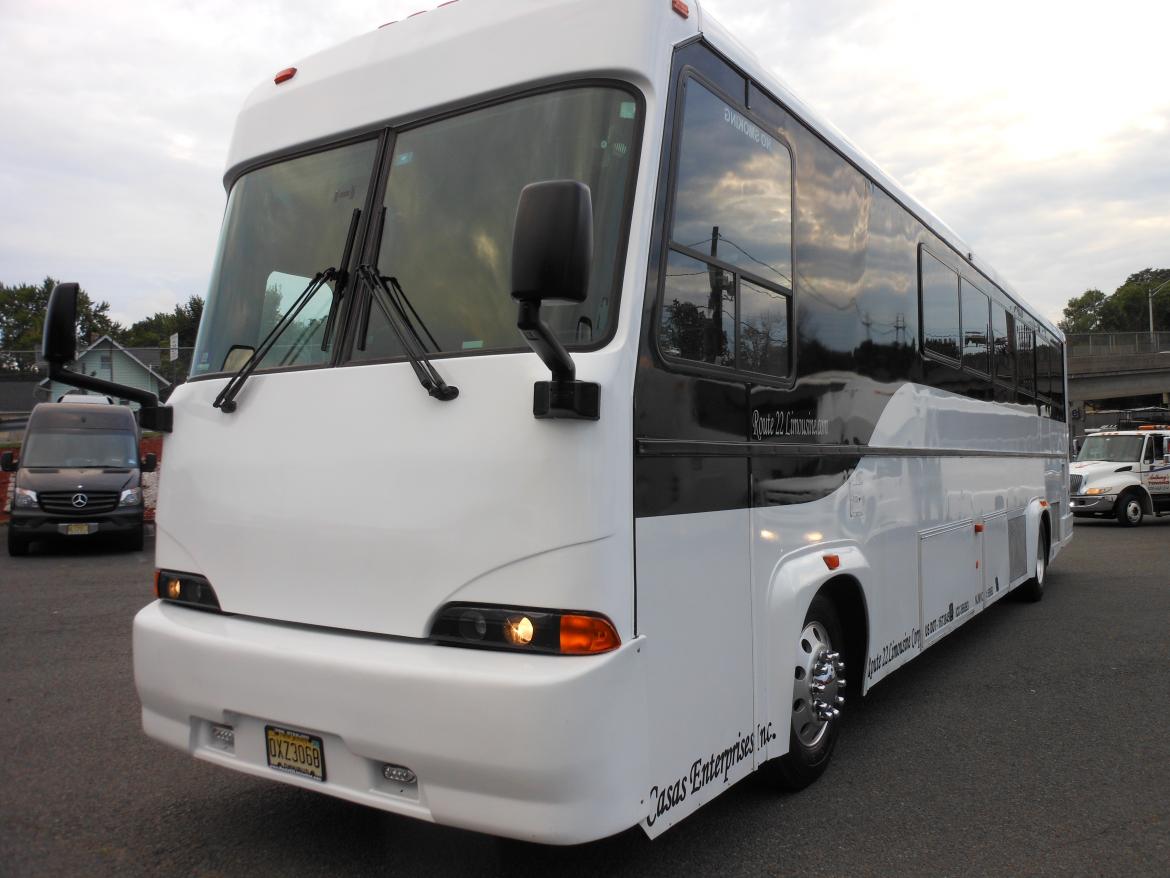 Limo Bus for Sale in Hillside, NJ - Photo 4